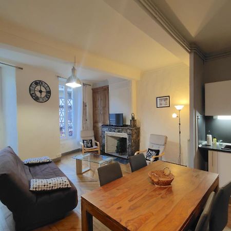 Appartement Centre-Ville Pour Sejour Et Cure บาญเญอ-เดอ-บีกอร์ ภายนอก รูปภาพ