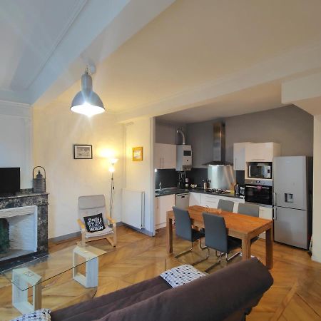 Appartement Centre-Ville Pour Sejour Et Cure บาญเญอ-เดอ-บีกอร์ ภายนอก รูปภาพ