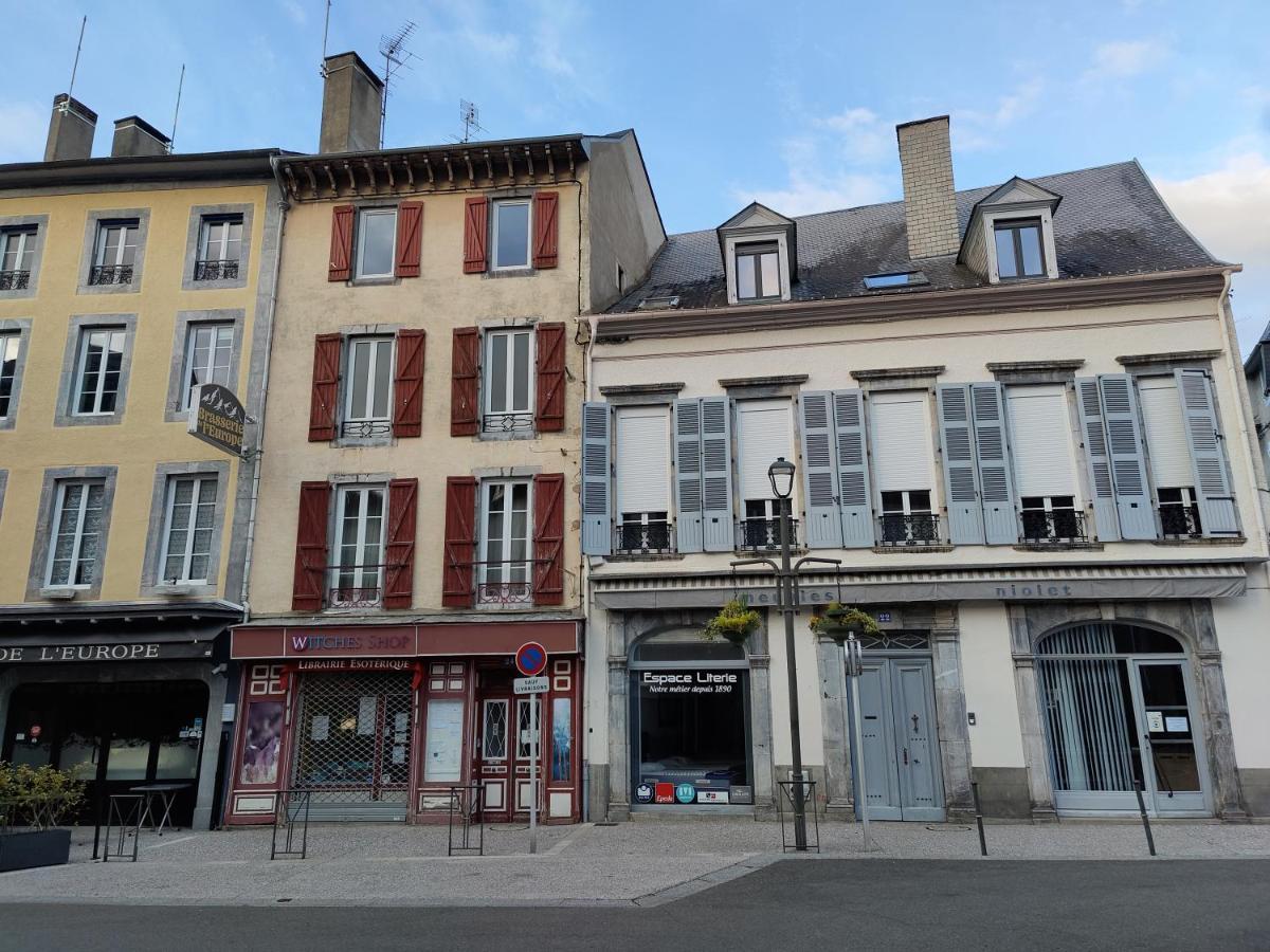Appartement Centre-Ville Pour Sejour Et Cure บาญเญอ-เดอ-บีกอร์ ภายนอก รูปภาพ